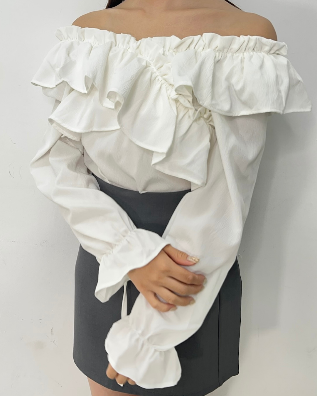 クロスフリル リボンブラウス