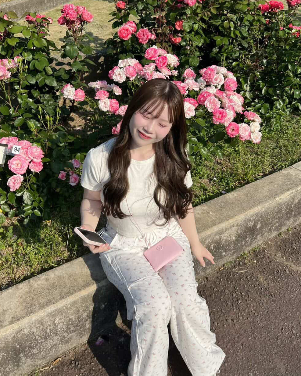 [produced by ゆづき] 花柄カーゴパンツ