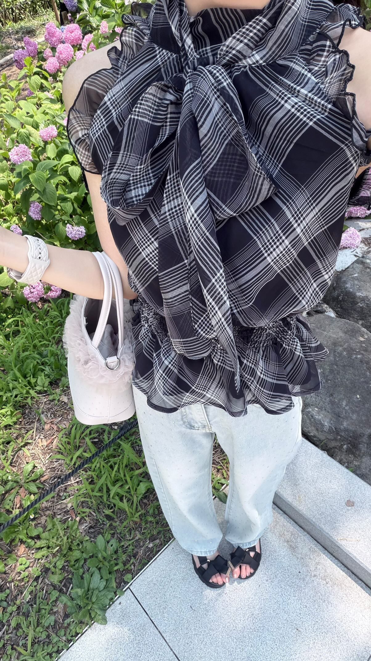 【produced by mona】ビジューワイドパンツ