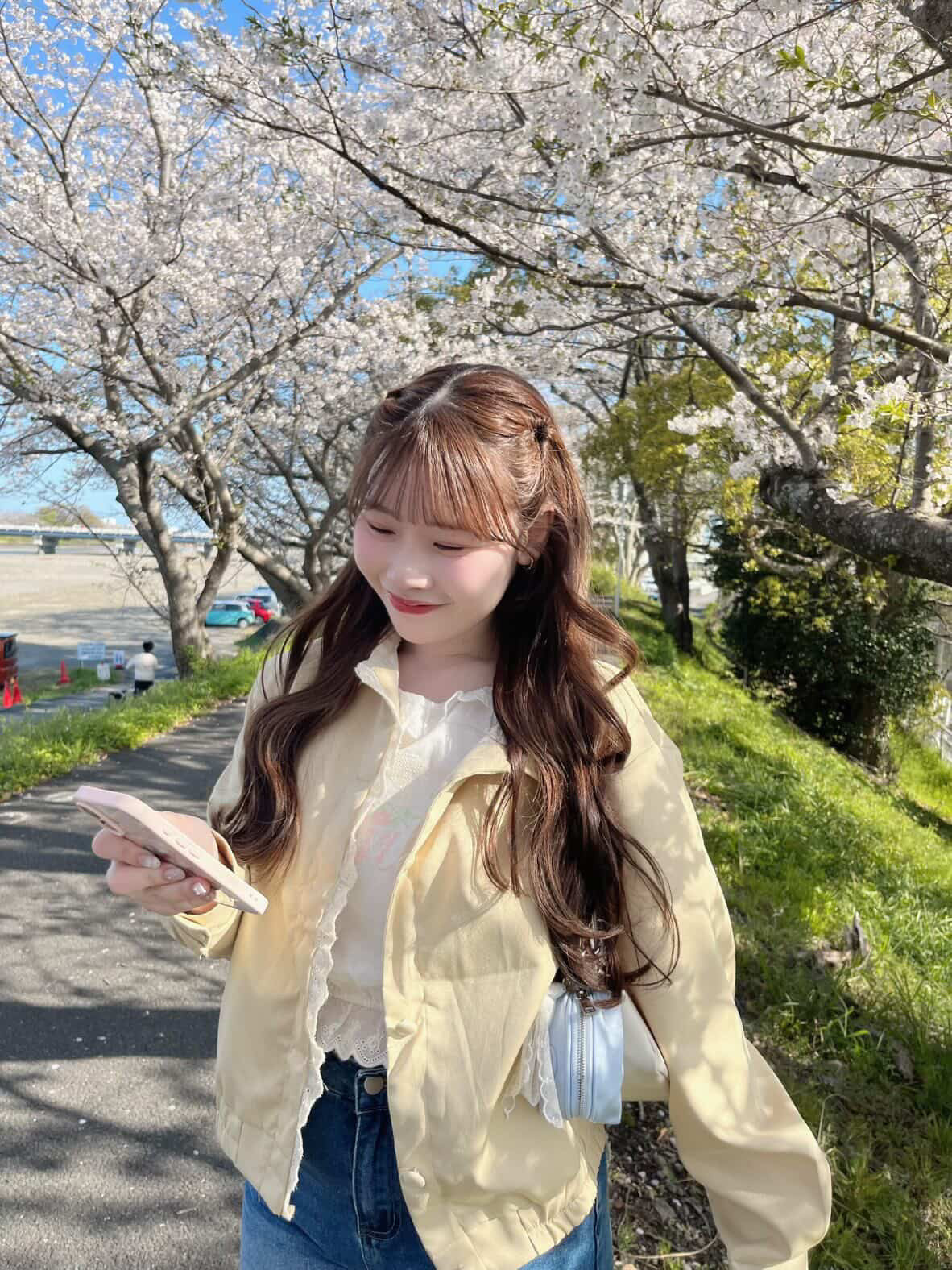 [produced by ゆづき] フリルボタンクリームブルゾン