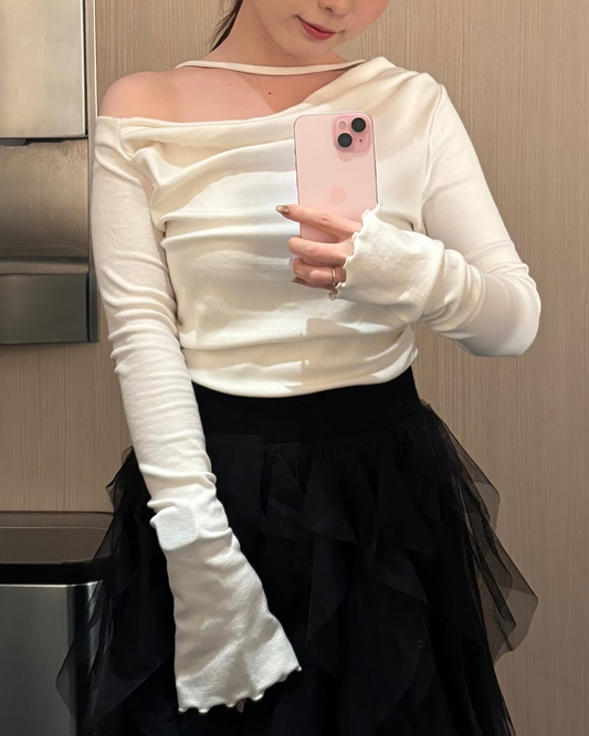 ドレープデザイントップス