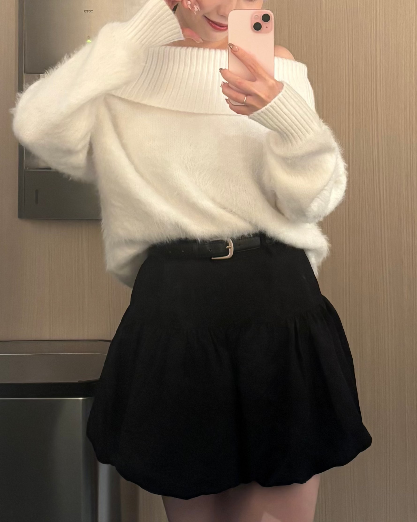 オフショル ニットトップス