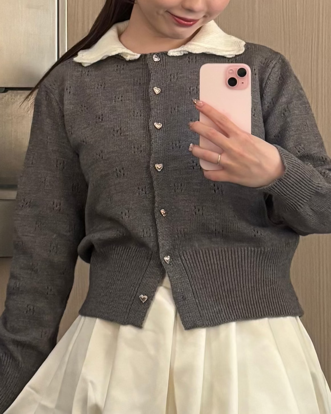 フリル襟付きハートボタンニットトップス